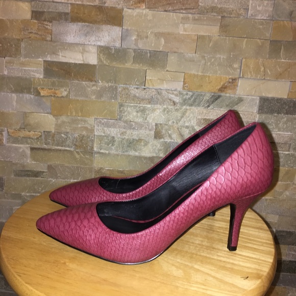 Aldo Shoes - Burgundy Aldo pumps